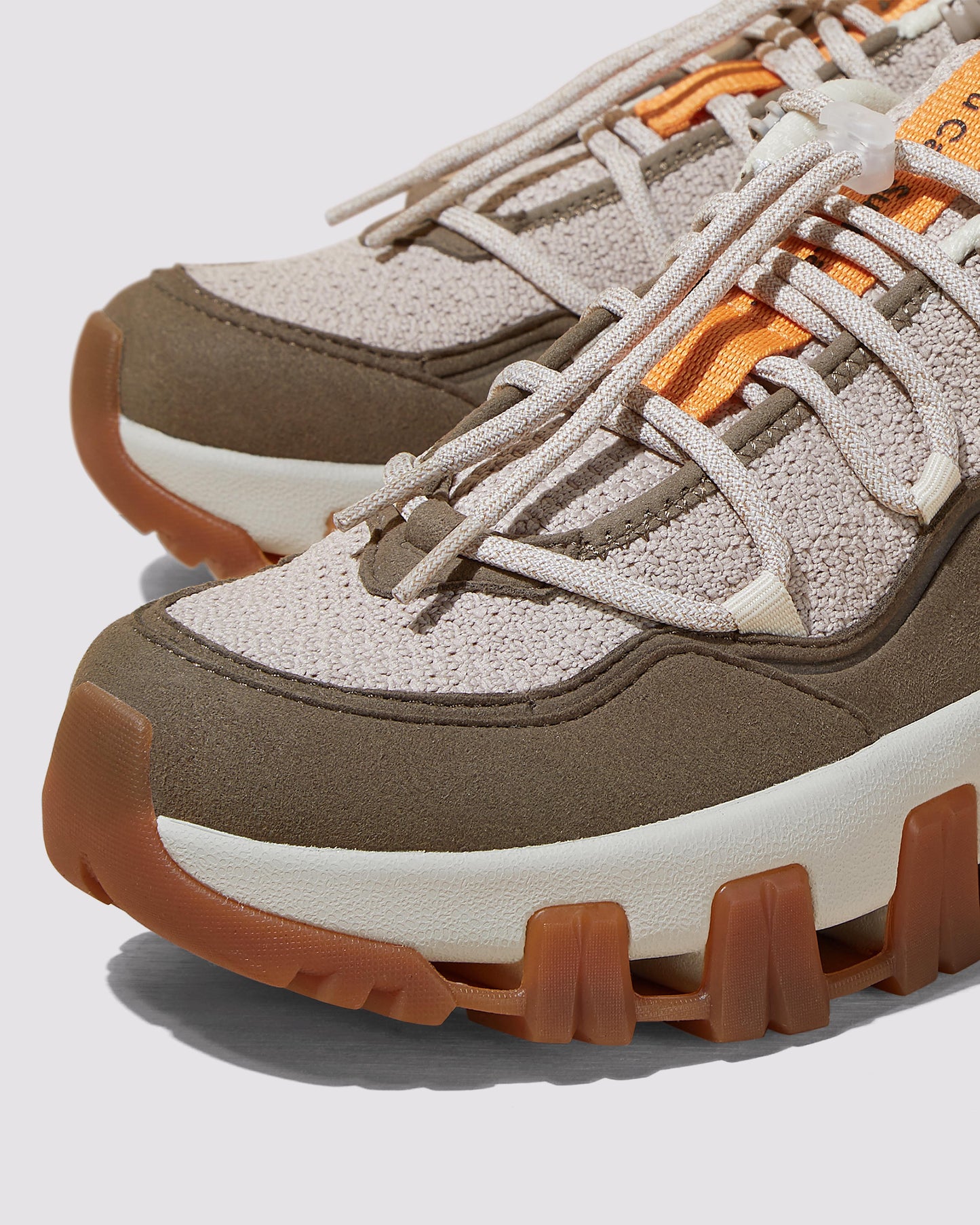 P448 Monalea Coffee Sneaker - Women|Men